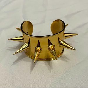 SCREEN ACCURATE Harley Quinn Charles Albert Spiked Cuff Bracelet